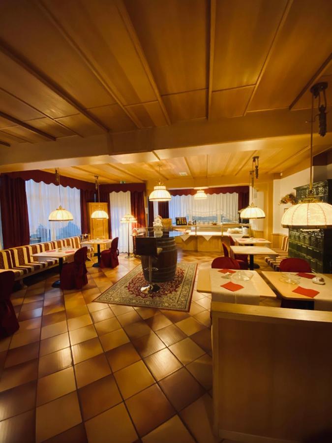 Folgaria Post Hotel エクステリア 写真