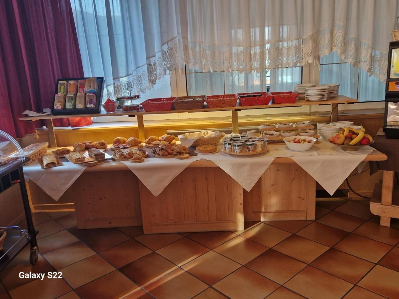 Folgaria Post Hotel エクステリア 写真