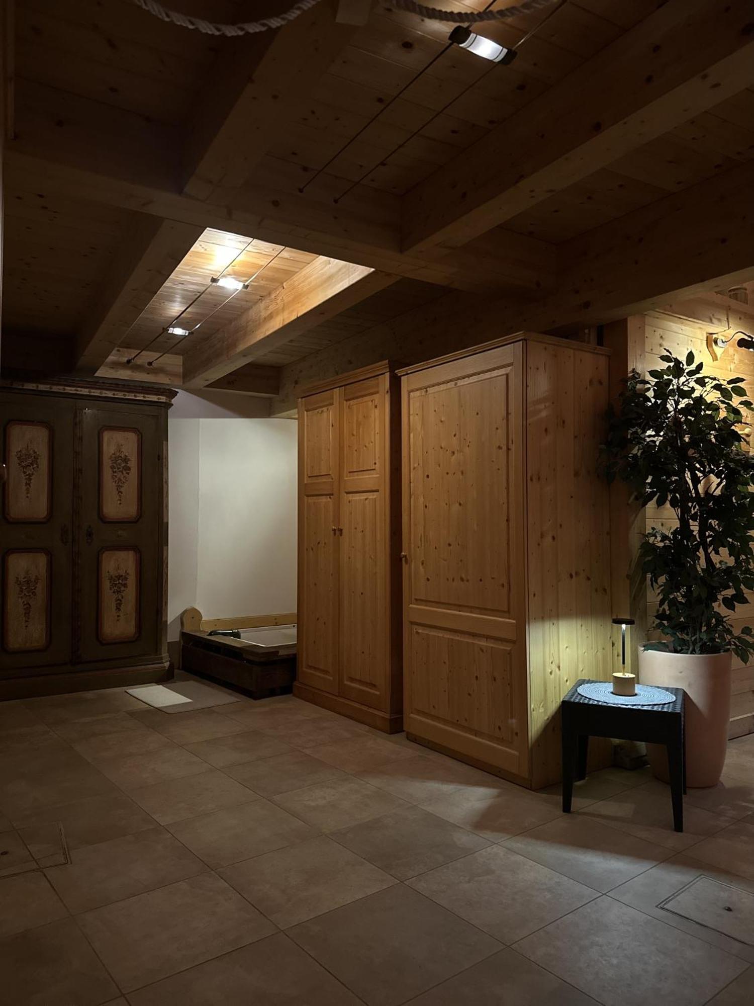 Folgaria Post Hotel エクステリア 写真